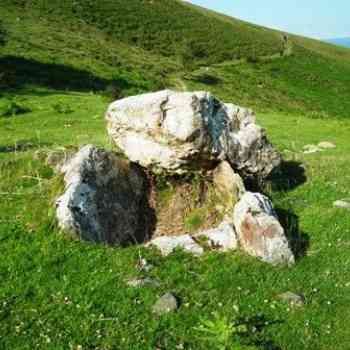 dolmen de Añoenea (NAVARRA)
