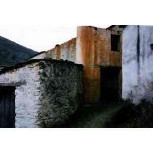 Arquitectura tradicional hurdana. Riomalo de Abajo (1).