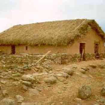 Reconstrucción de vivienda indígena en Numancia