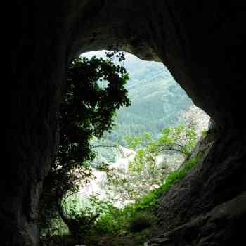 Click para ampliar. Pulsa en el nombre para ver la ficha. Castillo de Jentilbaratza. Cueva.