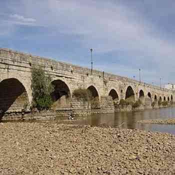 Click para ampliar. Pulsa en el nombre para ver la ficha. Puente romano sobre el Guadiana
