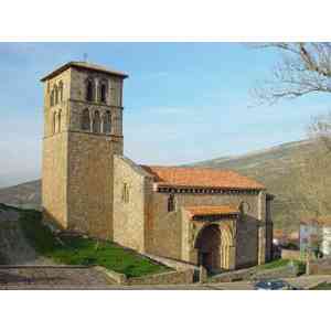 Vista exterior de San Pedro de Cervatos