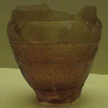 Click para ampliar. Pulsa en el nombre para ver la ficha. Cádiz: vaso de vidrio romano