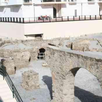 Acueducto y termas romanas, Almuñecar (Granada)