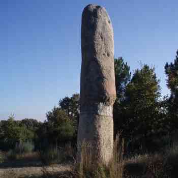 Click para ampliar. Pulsa en el nombre para ver la ficha. Penedono. Menhir de Vale de Mª Pais