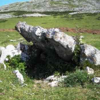 Click para ampliar. Pulsa en el nombre para ver la ficha. dolmen Obioneta 2 ipar (NAVARRA)