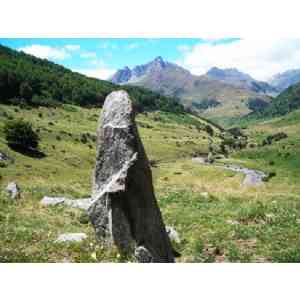 Click para ampliar. Pulsa en el nombre para ver la ficha. menhir de las Fitas sur(HUESCA)