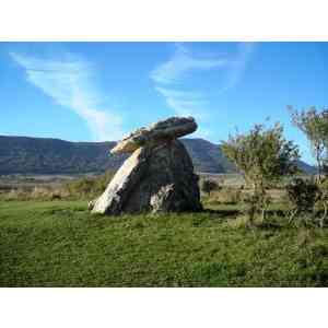 dolmen de Sorginetxe (ALAVA)