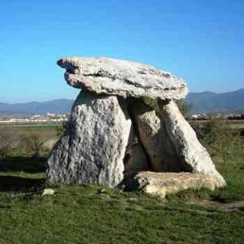 Click para ampliar. Pulsa en el nombre para ver la ficha. dolmen de Sorginetxe  (ALAVA)