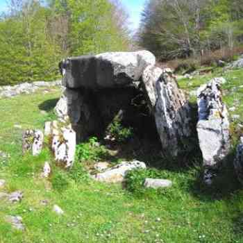 Click para ampliar. Pulsa en el nombre para ver la ficha. dolmen de Jentillarri (GIPUZKOA)