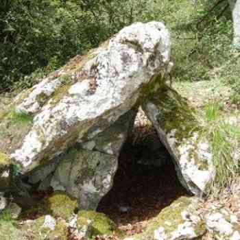 Click para ampliar. Pulsa en el nombre para ver la ficha. dolmen Seakoain 1  hego  (NAVARRA)
