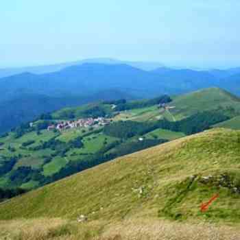 Click para ampliar. Pulsa en el nombre para ver la ficha. cromlech de Urkamendi Hego (NAVARRA)