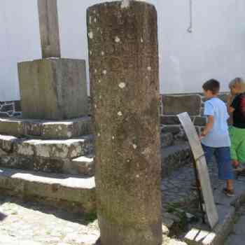 Click para ampliar. Pulsa en el nombre para ver la ficha. miliario romano en valenÇa do minho
