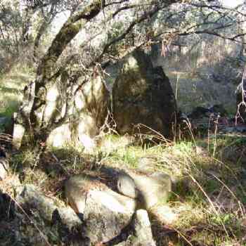 Click para ampliar. Pulsa en el nombre para ver la ficha. ¿Dolmen?