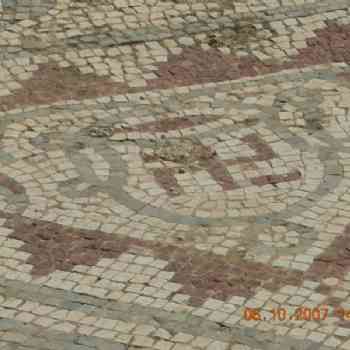 Click para ampliar. Pulsa en el nombre para ver la ficha. Milreu, Portugal - 
Cruz suástica romana