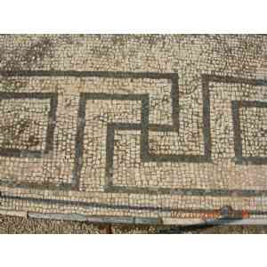 Click para ampliar. Pulsa en el nombre para ver la ficha. Cerro da Vila, Portugal - Cruz suástica romana