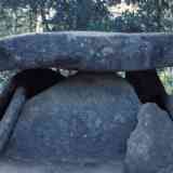 Click para ampliar. Megalito-Dólmen de Axeitos