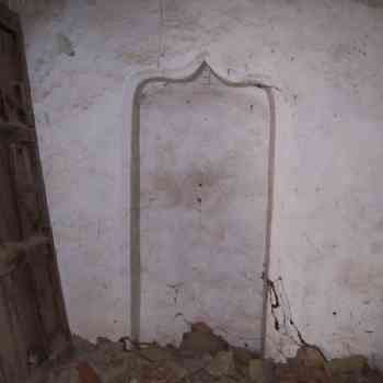 Click para ampliar. Pulsa en el nombre para ver la ficha. Puerta de la parte alta de la vivienda