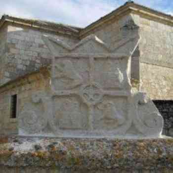 Click para ampliar. Pulsa en el nombre para ver la ficha. Curioso escudo invertido de leones y castillos. Valladolid.