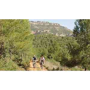 Click para ampliar. Pulsa en el nombre para ver la ficha. Los montes de Ayora en bicicleta