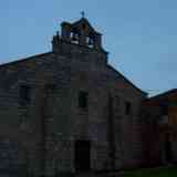 Fachada del monasterio de San Pedro de Soandres en Laracha (Coruña).