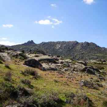 Click para ampliar. Pulsa en el nombre para ver la ficha. Ulaca - Desde la entrada - Vista derecha, hacia arriba.
