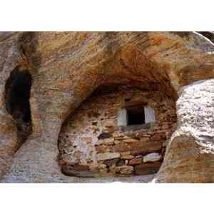 Ermita rupestre de Arroyuelos