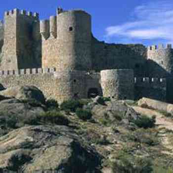 Castillo de Malqueospese. Entrada