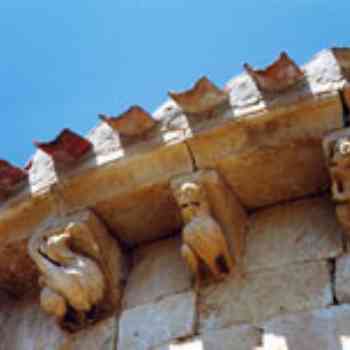 Click para ampliar. Pulsa en el nombre para ver la ficha. Iglesia de Butrera-Canecillos del ábside exterior
