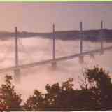 Click para ampliar. Viaducto de Millau (Francia)