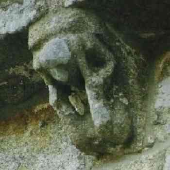 Click para ampliar. Pulsa en el nombre para ver la ficha. Sheela en un canecillo de Santa Maria de Sacos (Pontevedra)