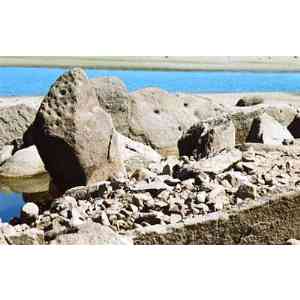 Click para ampliar. Pulsa en el nombre para ver la ficha. Dolmen de Navalcán - cazoletas 2