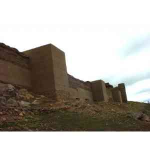 Murallas de la Alcazaba de Reina