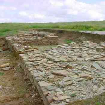 Click para ampliar. Pulsa en el nombre para ver la ficha. Muralla  de Castra Servilia