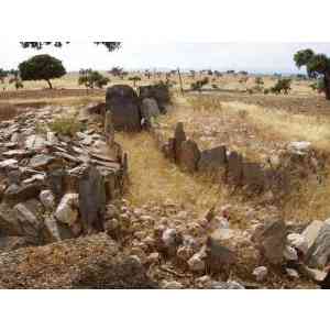 Click para ampliar. Pulsa en el nombre para ver la ficha. Cedillo IV: dolmen de la Charca Grande