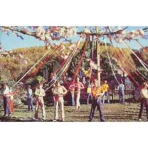 Click para ampliar. Pulsa en el nombre para ver la ficha. TheWickerMan_maypole