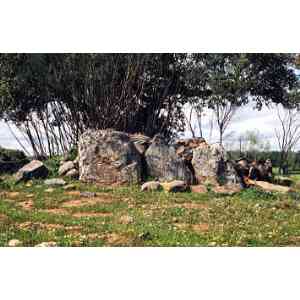 Click para ampliar. Pulsa en el nombre para ver la ficha. Dolmen el Juncoso I - La Cardenchosa