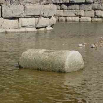 Click para ampliar. Pulsa en el nombre para ver la ficha. Miliario romano en el Guadiana (Mérida)