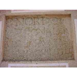 Click para ampliar. Pulsa en el nombre para ver la ficha. Ara funeraria de un Norbano (Cáceres)