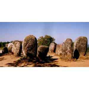 Alentejo (Portugal): Cromeleque de Almendres (5).