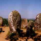 Click para ampliar. Alentejo (Portugal): Cromeleque de Almendres (6).