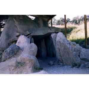 Alentejo (Portugal): Anta Grande do Zambujeiro (otra imagen).