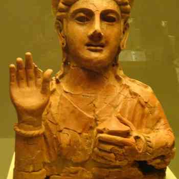 Click para ampliar. Pulsa en el nombre para ver la ficha. Terracota fenicia de Cádiz