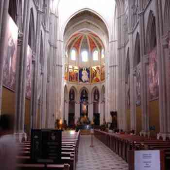 Click para ampliar. Pulsa en el nombre para ver la ficha. Catedral de la Almudena (Madrid). Interior