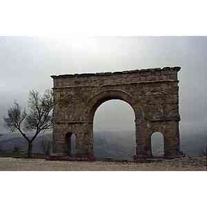 Medinaceli. Arco Romano. 3