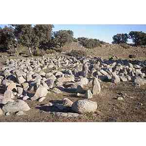 Mesa Miranda. Castro (Ávila). Piedras hincadas.