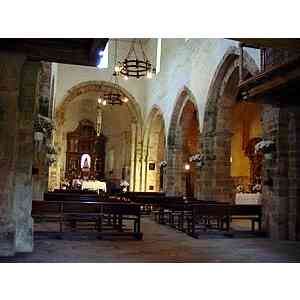 Click para ampliar. Pulsa en el nombre para ver la ficha. Monasterio de Obona. Vista interior.