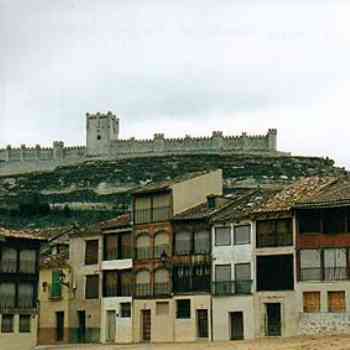 Click para ampliar. Pulsa en el nombre para ver la ficha. Peñafiel. Castillo y Plaza del Coso