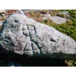 Click para ampliar. Pulsa en el nombre para ver la ficha. Piedra con símbolo (2)
