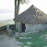 Click para ampliar. Santa Tecla - Casa reconstruída.